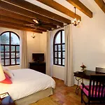 Guaycura Boutique Hotel Beach Club & Spa