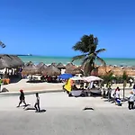 Playa Linda Hotel