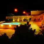 Casa Lago Dominguez On The Beach