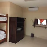 Hostal Aquismon