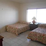 #55 Suite Bungalow Seaside Hotel & Victors Rv Park