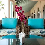 Hotel Las Rosas & Spa