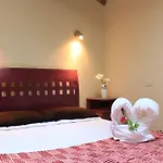 Cabanas Los Saucos