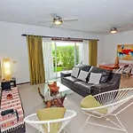 Quadra Alea Poolside Cheel 101