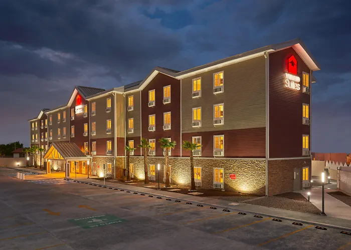 Extended Suites Tijuana Macroplaza
