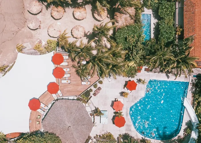Hotel Aura Del Mar