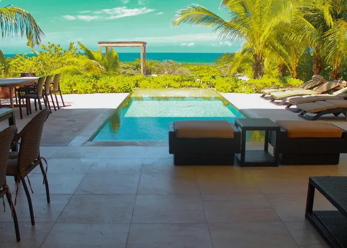 Donoussa Beach Home