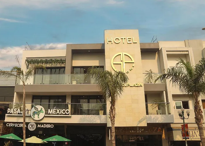 Hotel Grand One Plaza
