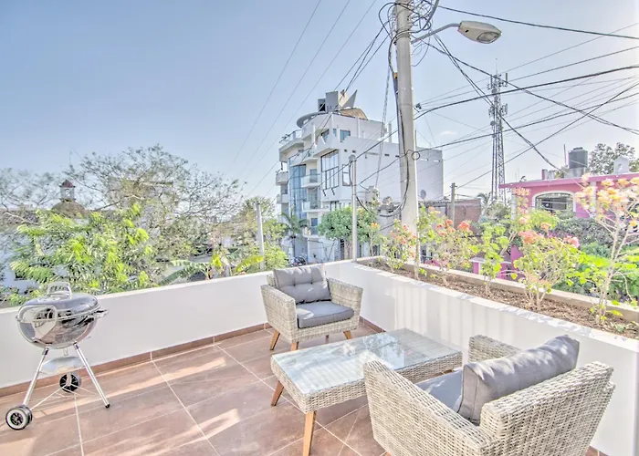 Estadios Suites - Only 3 Blocks To Beach