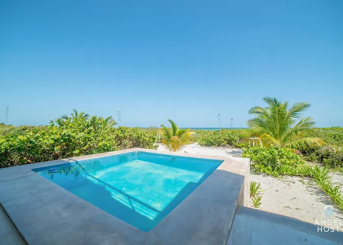 Beachfront Villas With Private Pool Steps To The Sea!
