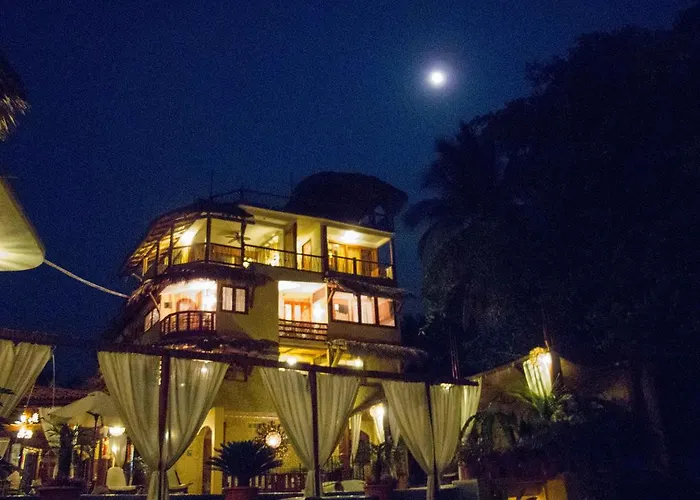 Hotel Villas Las Azucenas