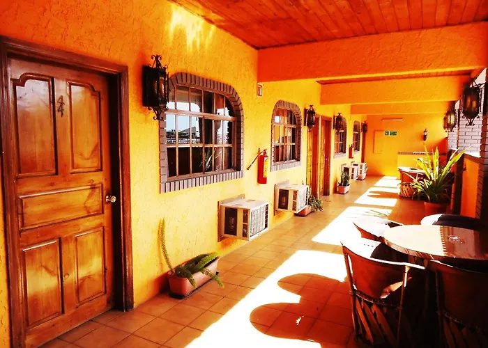 Hotel La Hacienda De La Langosta Roja