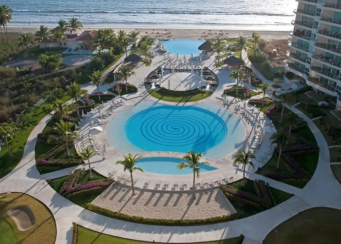 Delcanto Residences By Latour Hotel And Resorts