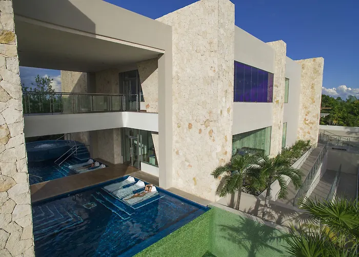 Grand Sirenis Mayan Beach Hotel & Spa
