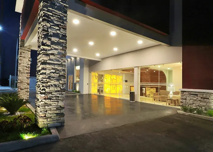 Bluu Hotel Aeropuerto Monclova-Frontera