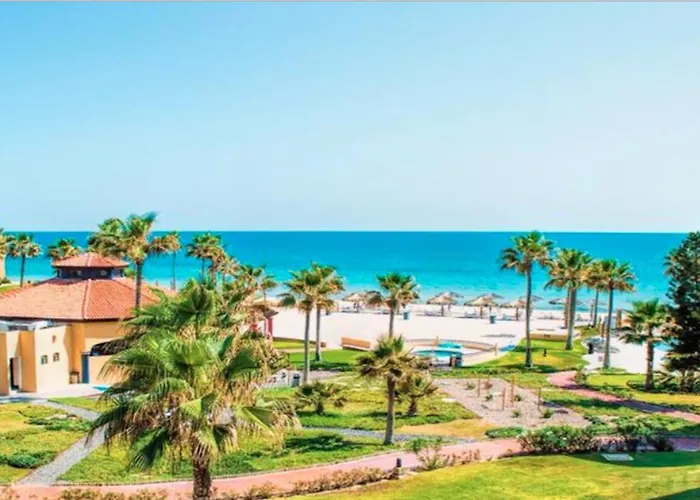 Sea-Esta Condo On The Beach