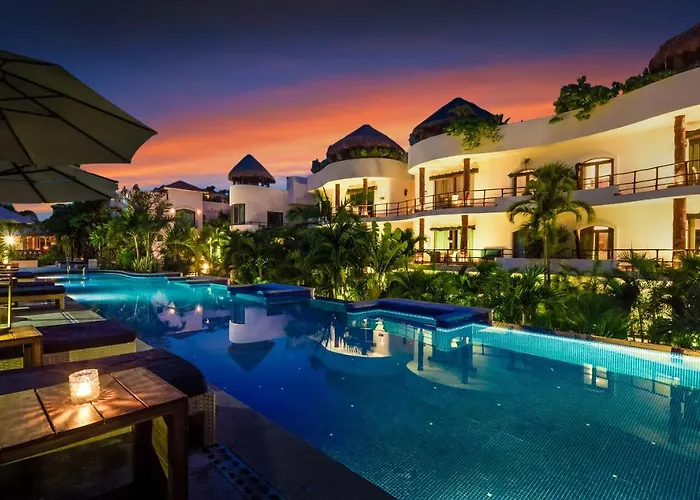 Porto Playa Condo Hotel And Beach Club