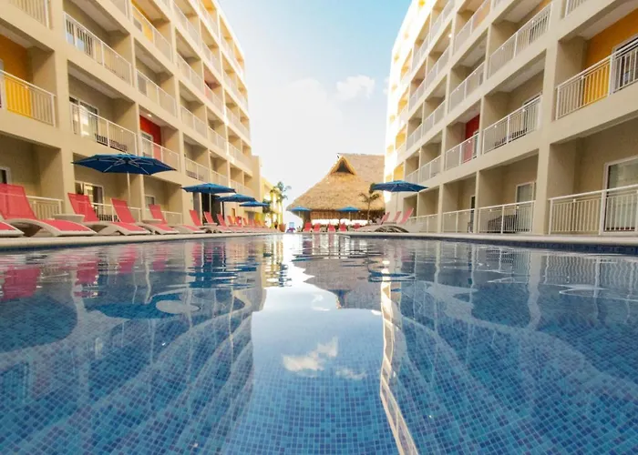 Decameron Isla Coral Guayabitos, Ramada All-Inclusive Resort