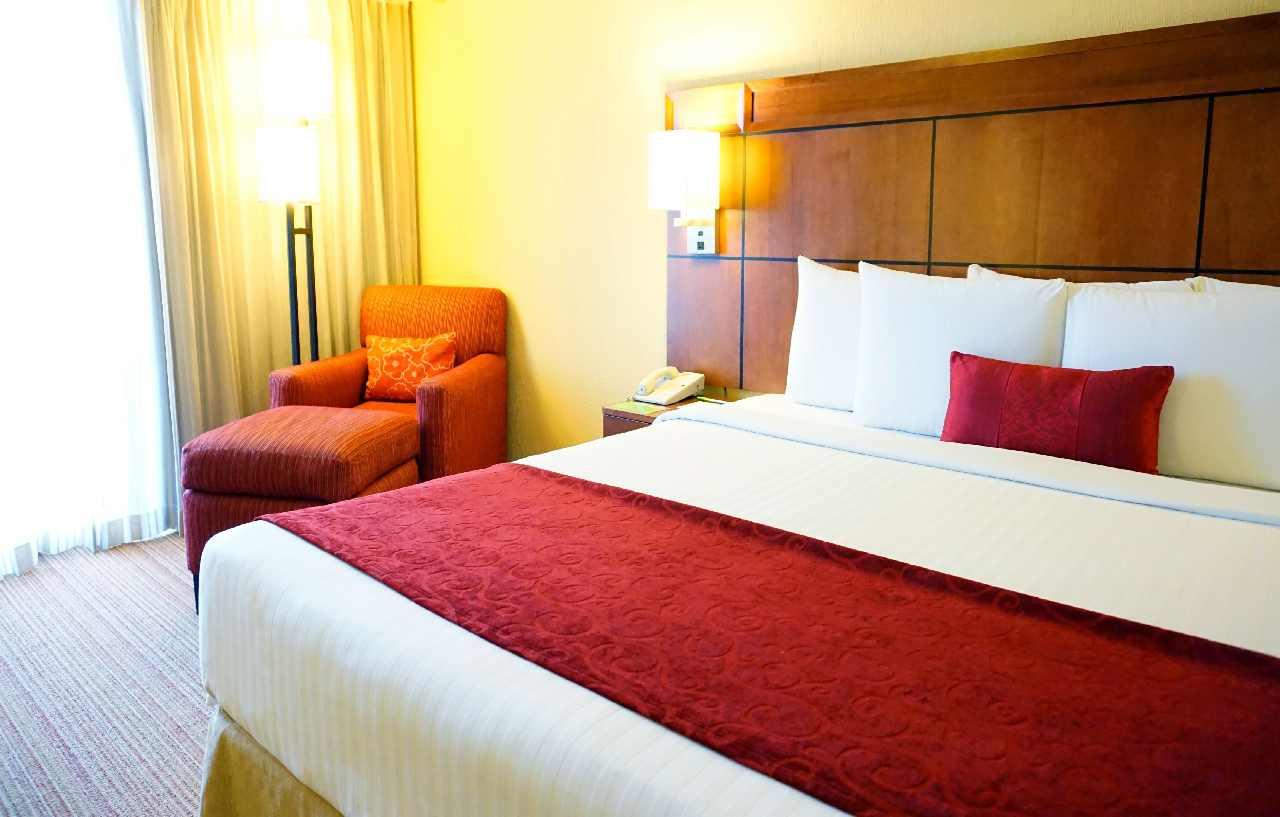 Courtyard By Marriott Animas Hotel