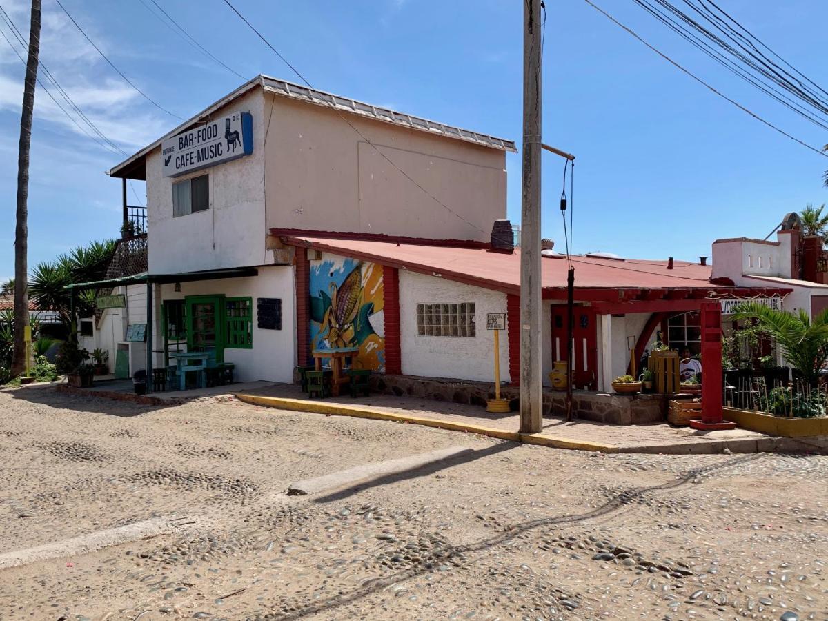 House Sleeps 14 & Steps To Sandy Mins To Downtown Holiday home *