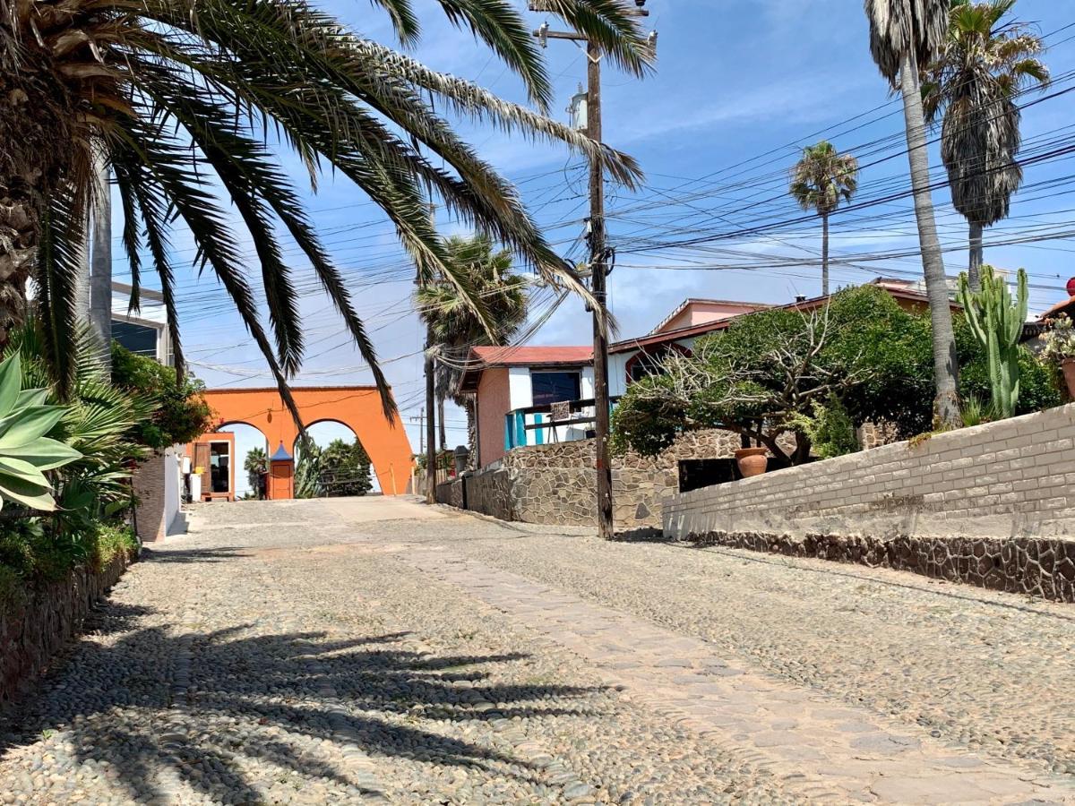 House Sleeps 14 & Steps To Sandy Mins To Downtown Holiday home Rosarito