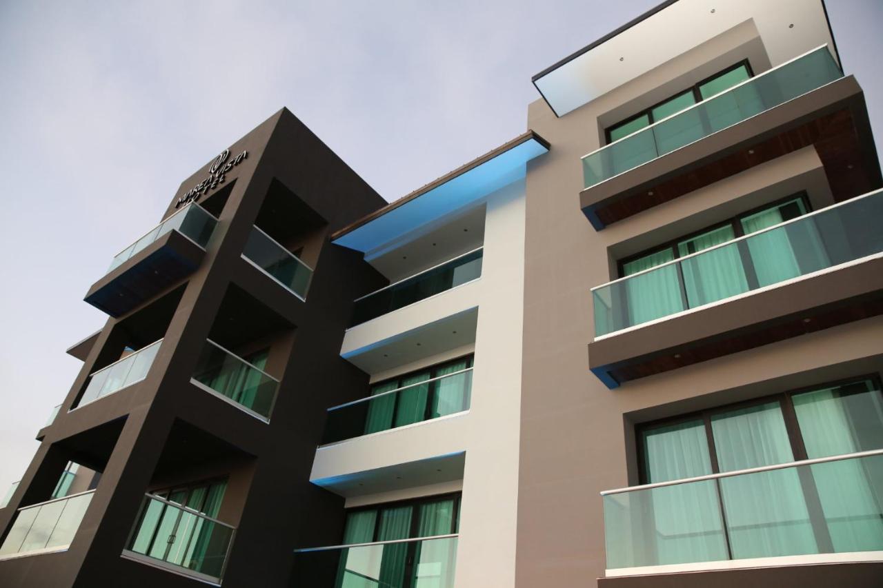 Marea Vista Hotel