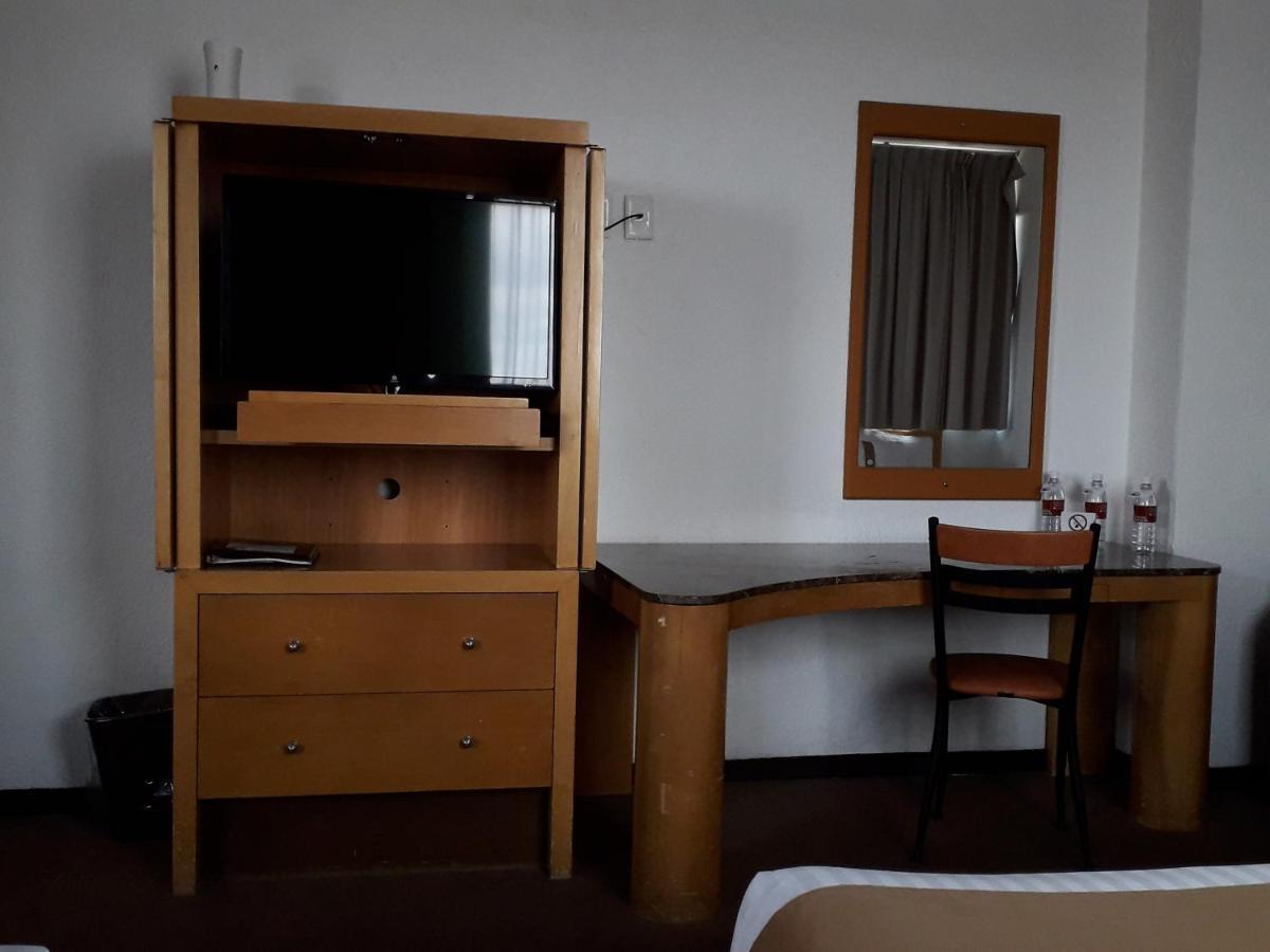 Napoles Hotel