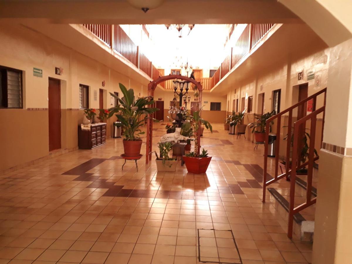 Hotel Cervantino 2*