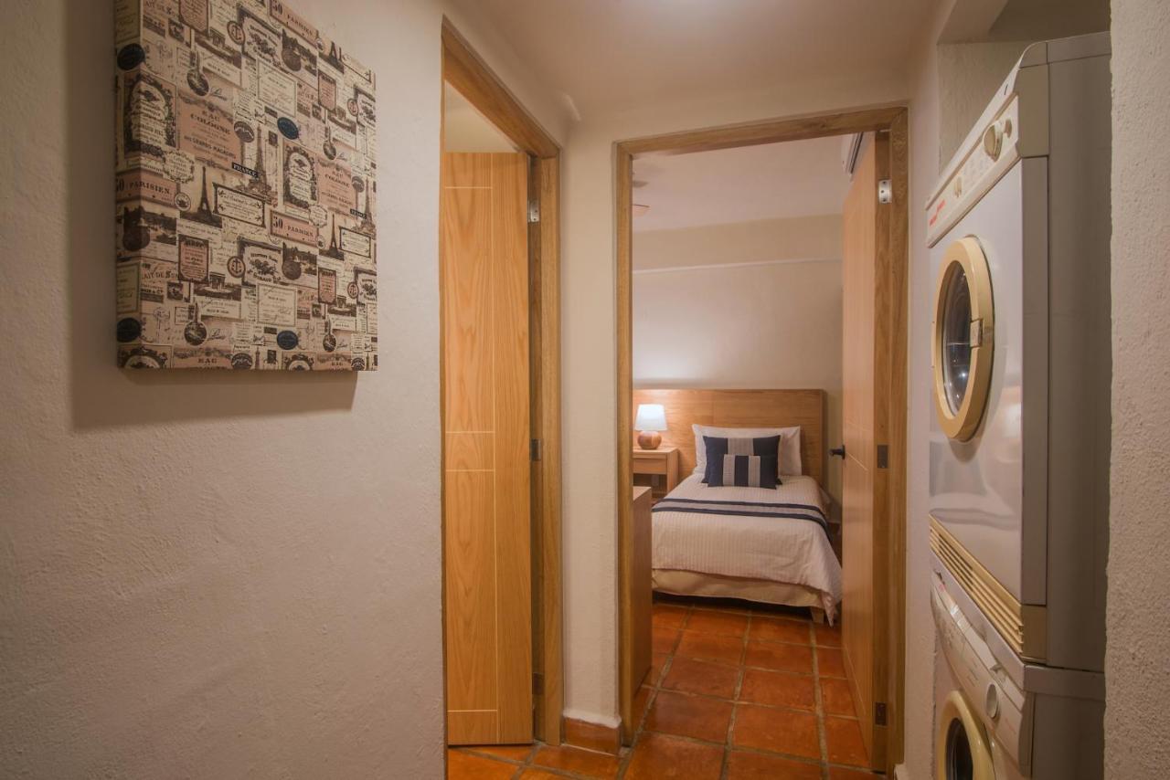 One Street Zona Romantica Hotel