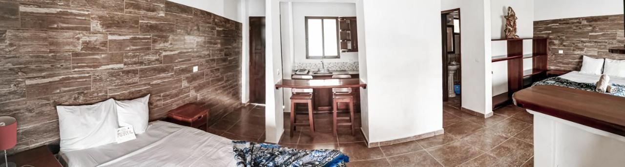 Hotel Porto Coral 3*