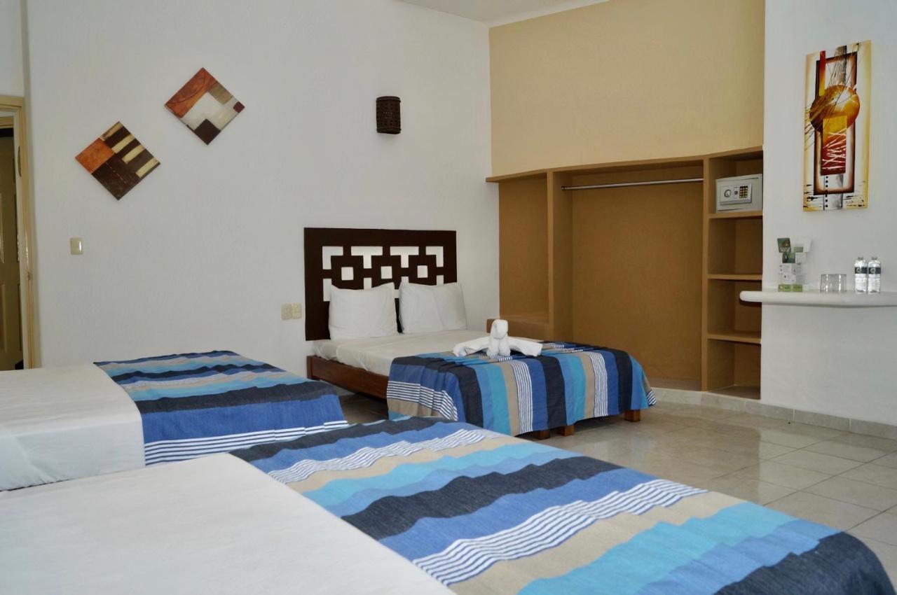 Bahia Huatulco Hotel 3*