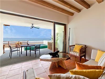 Marea Beachfront 5* Zihuatanejo