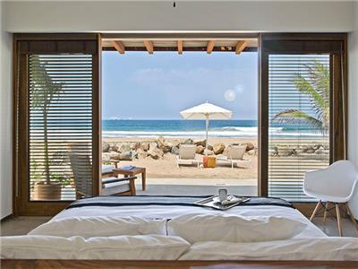 Marea Beachfront 5* Zihuatanejo