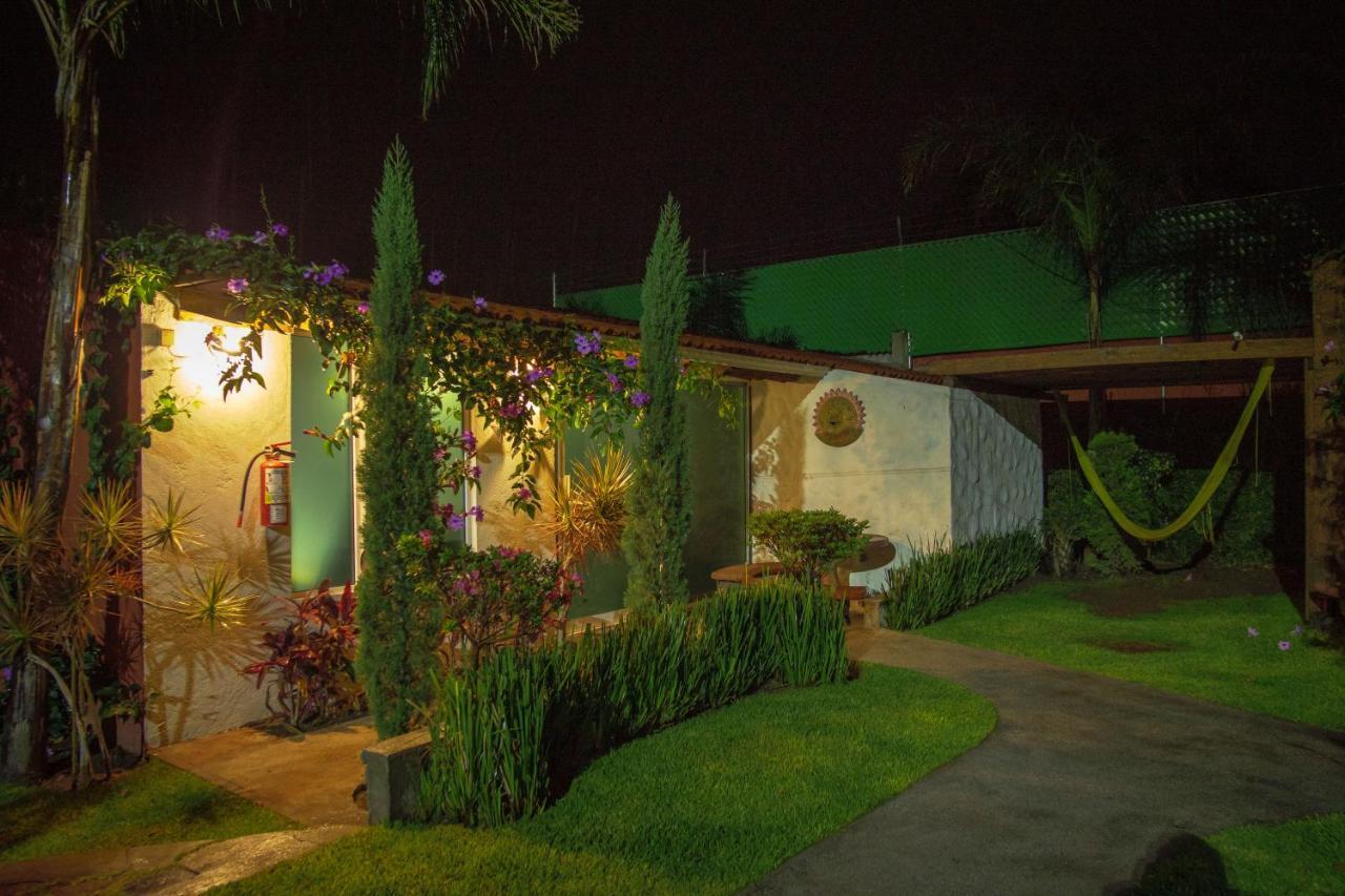 Mariposas Hotel