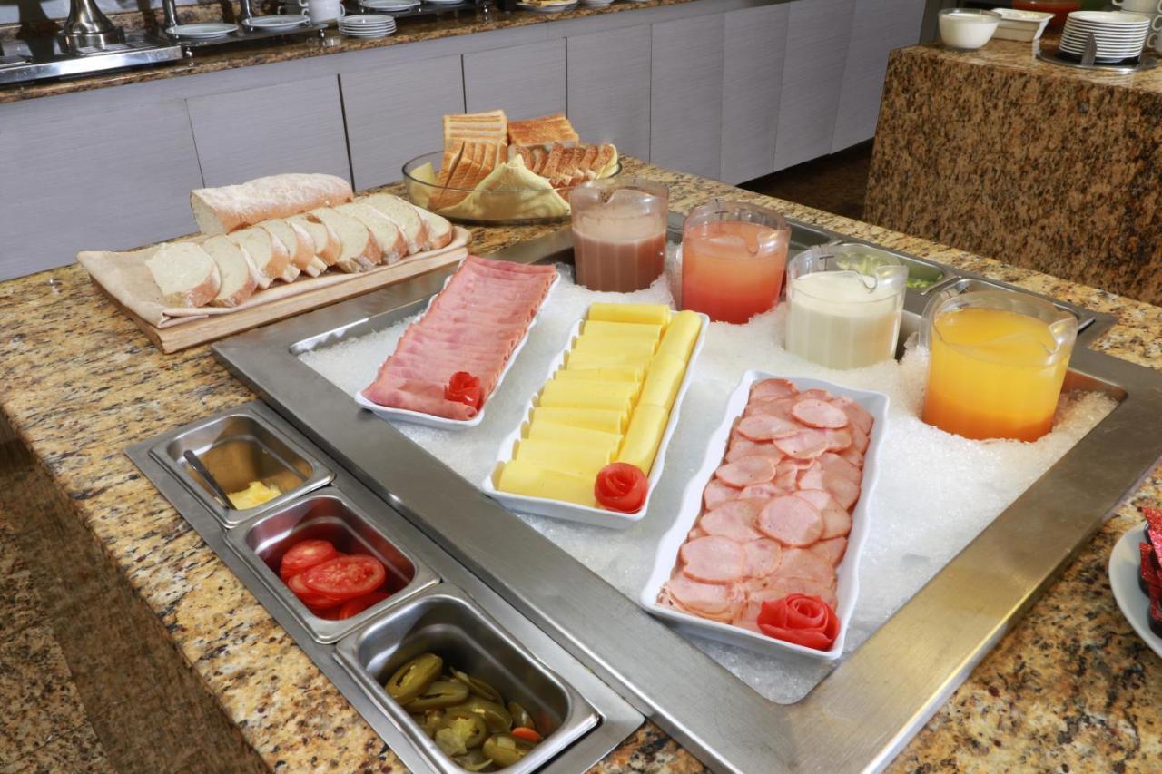 - Trade Center By Ihg Hotel 4*