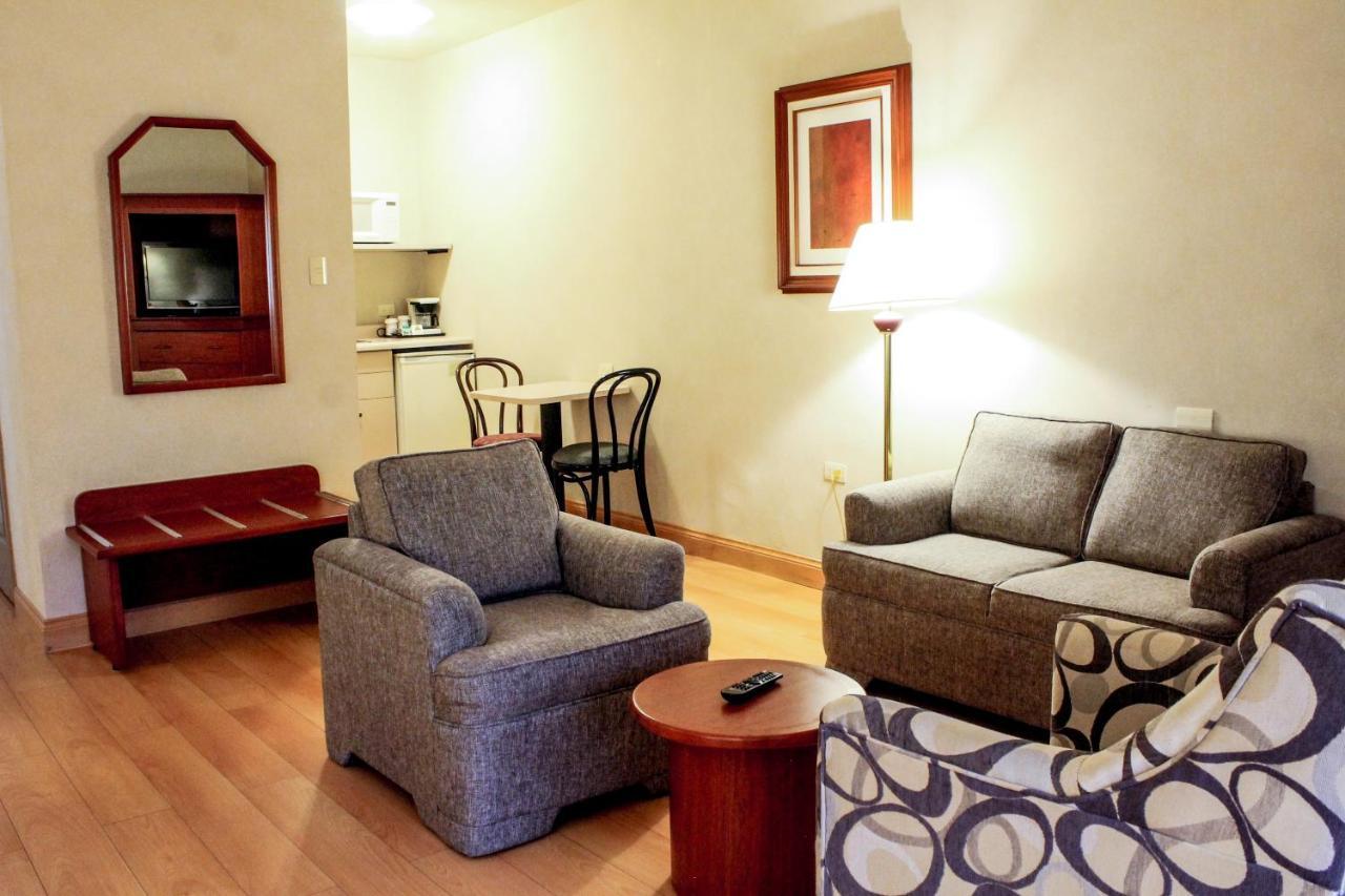 Express By Ihg Hotel 4*