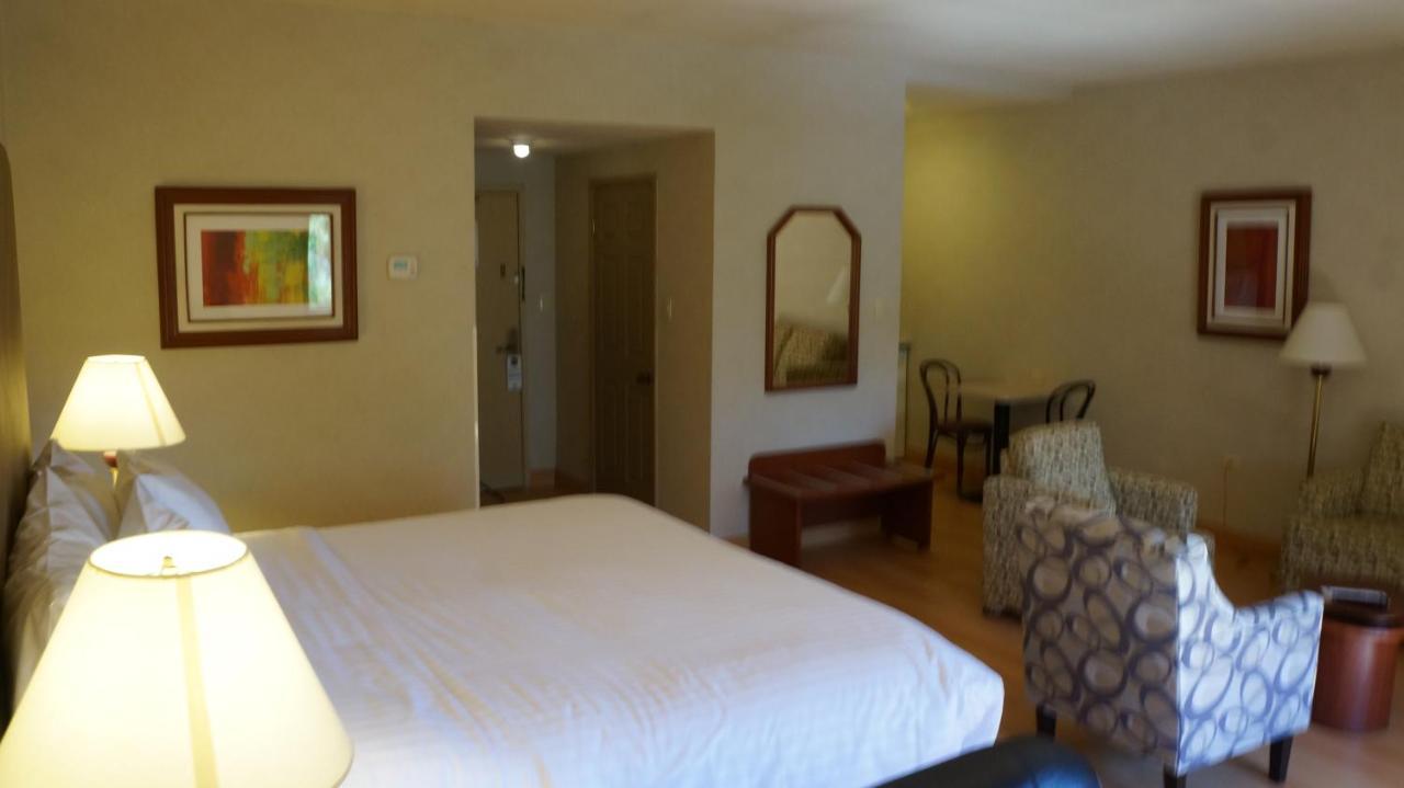 Express By Ihg Hotel Chihuahua
