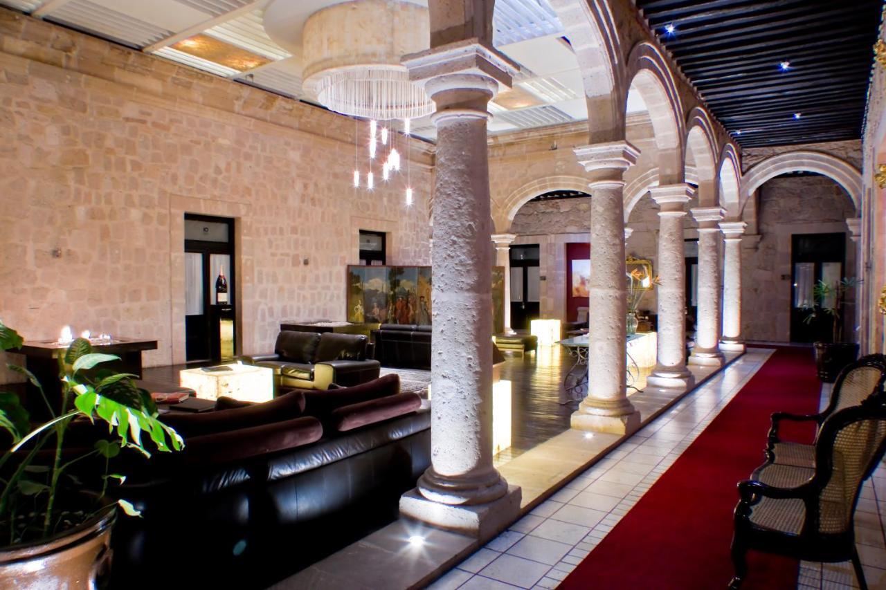 Cantera 10 Boutique Hotel