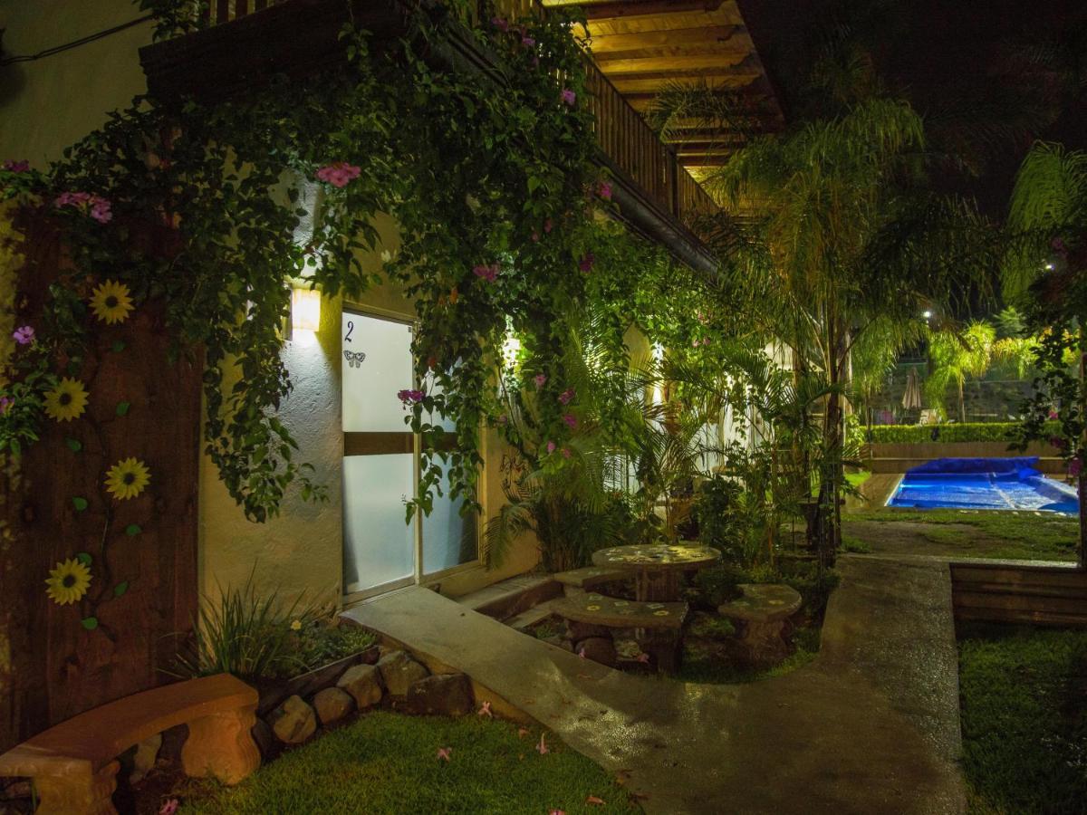 Mariposas Hotel