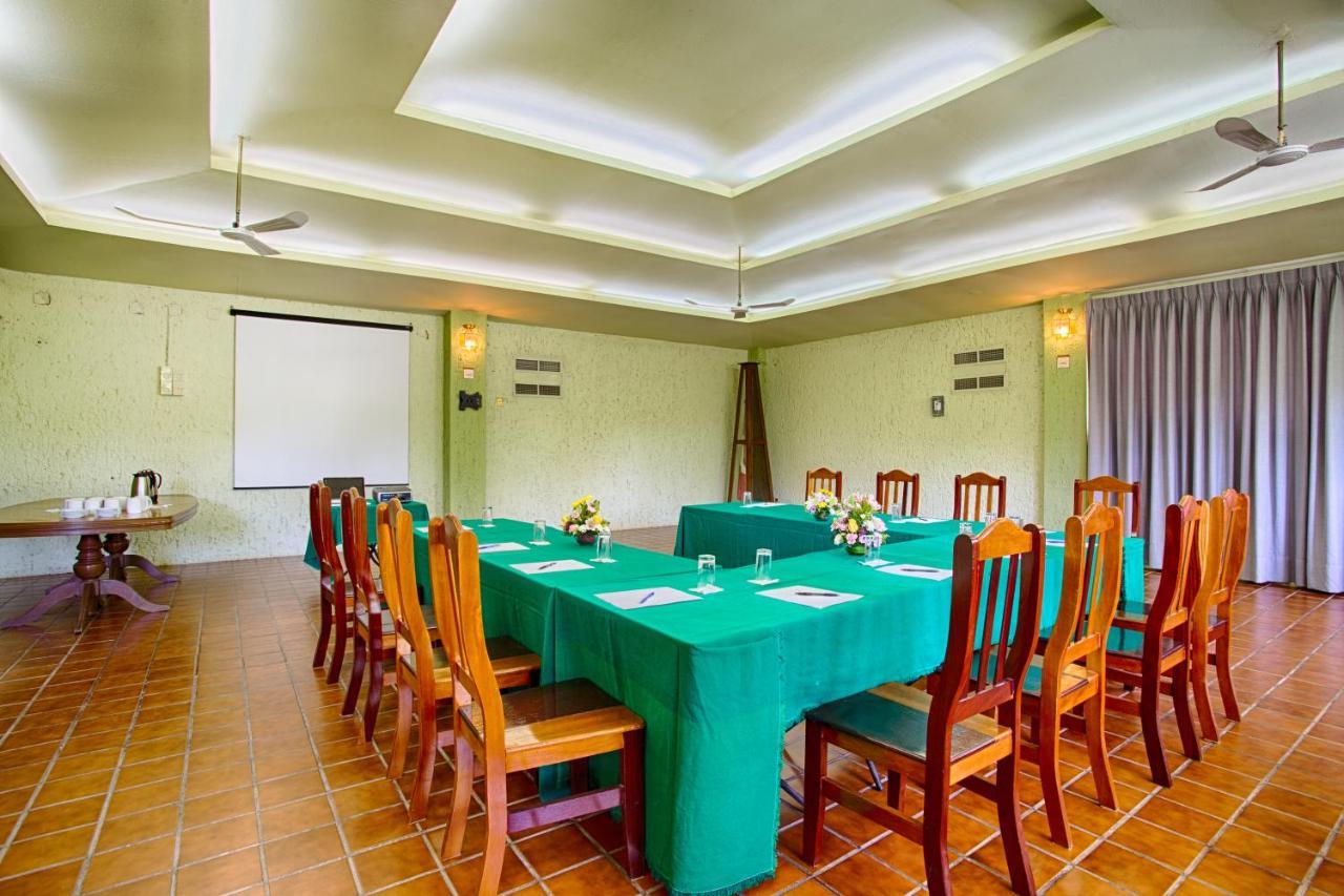 Garza Canela Hotel 4*