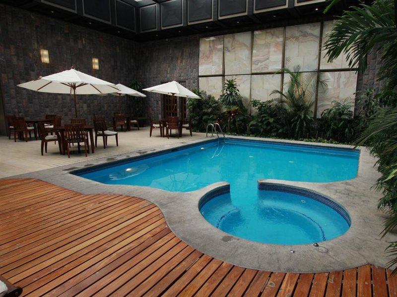 Exe Alameda Reforma 4*