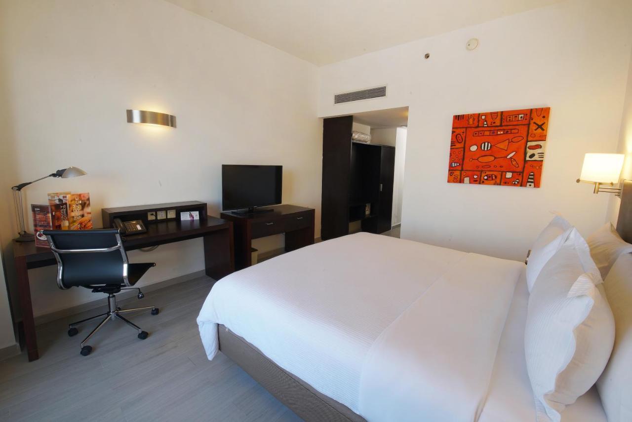 Fiesta Express 4*