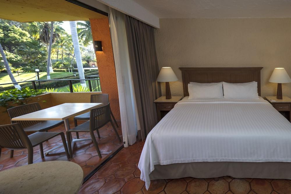 Ixtapa By Ihg Resort
