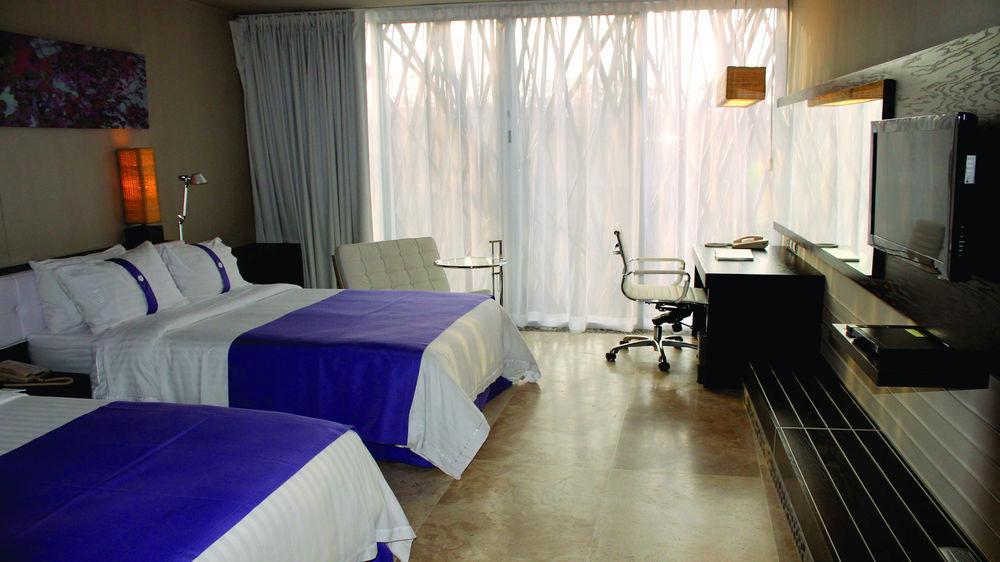 Hotel Courtyard By Marriott Tuxpan Veracruz 4*