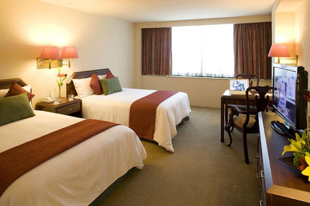Hotel La Joya 5*