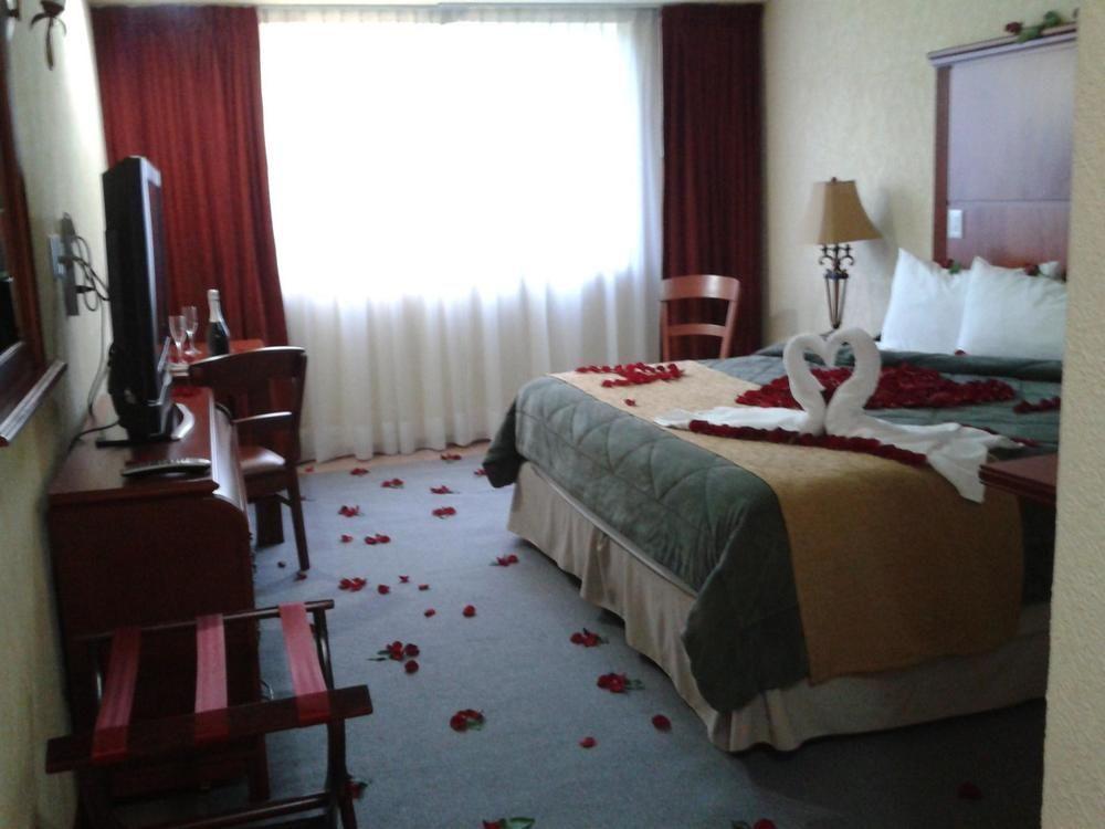 Howard Johnson By Wyndham Hotel Toluca