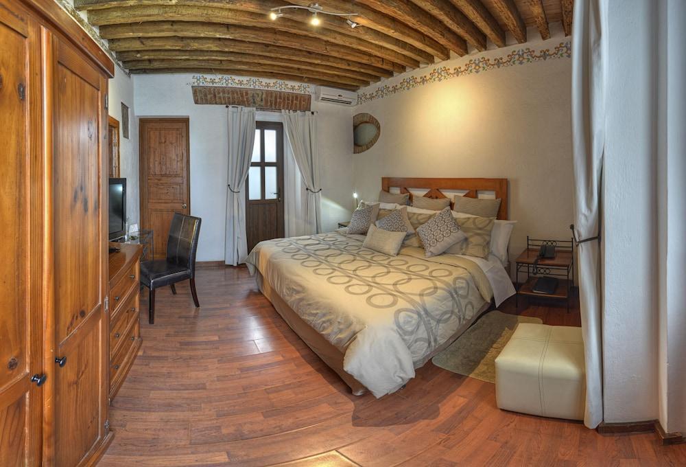 Alqueria De Carrion Boutique Hotel