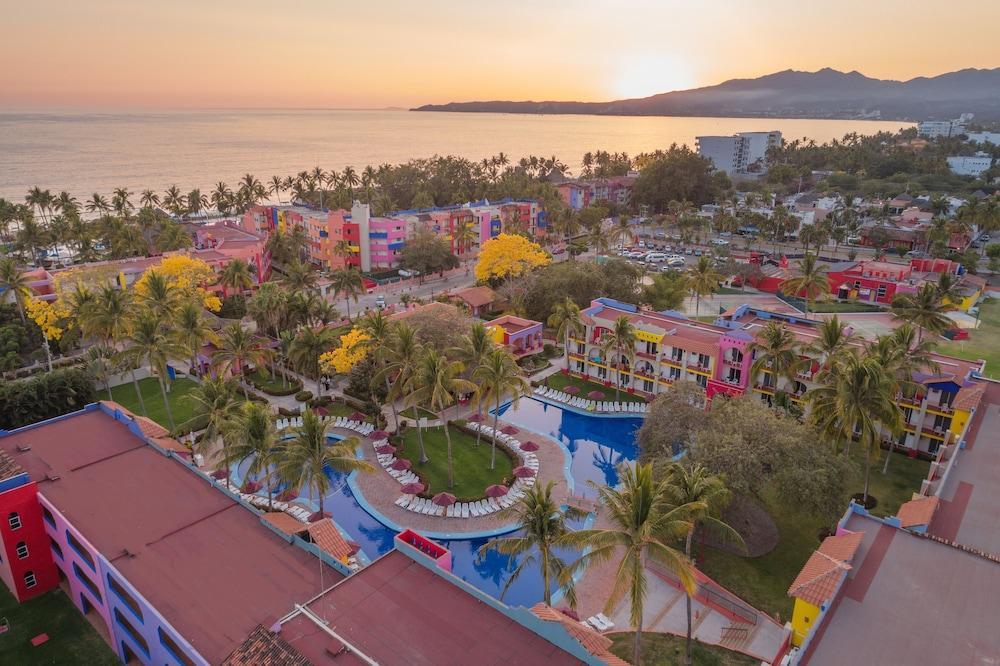 Resort Grand Decameron Complex Bucerias, A Trademark