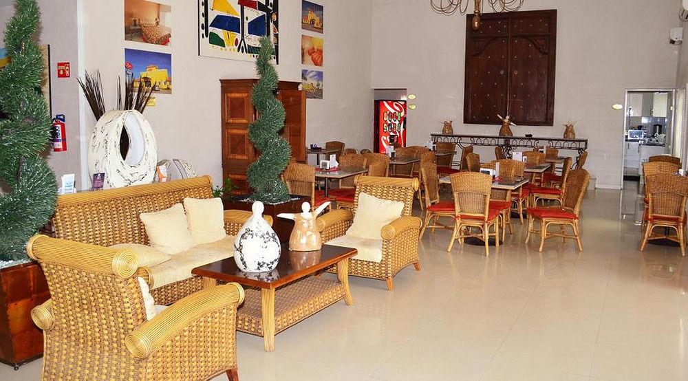 Zar Mochis Hotel