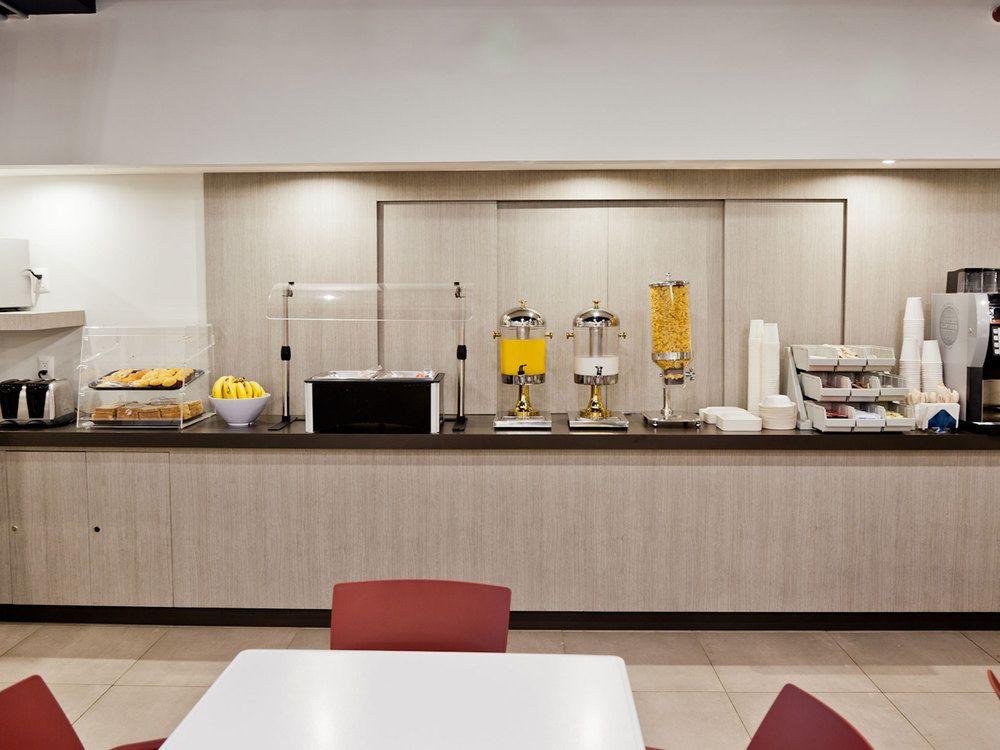 Express Junior By Marriott Centro Hotel